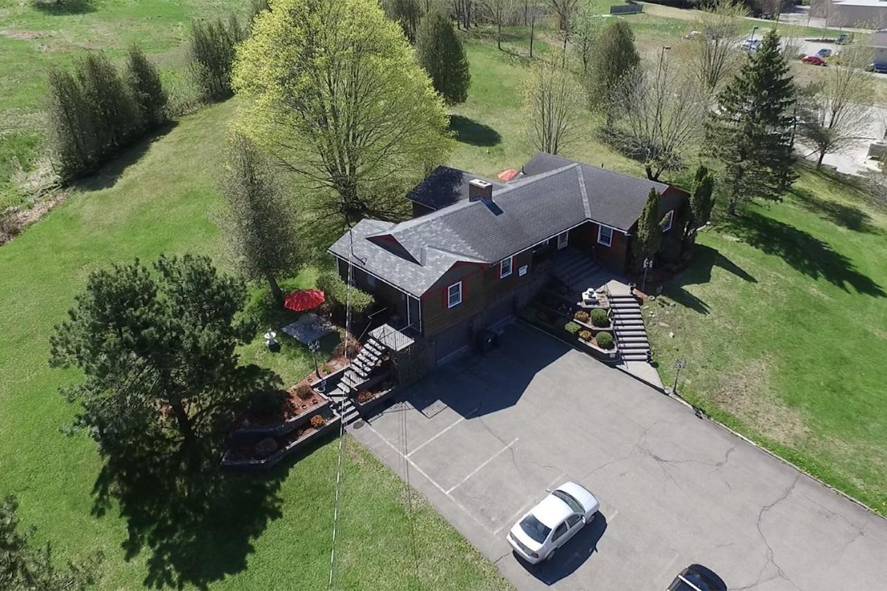 Hampton Bed And Breakfast Exterior foto